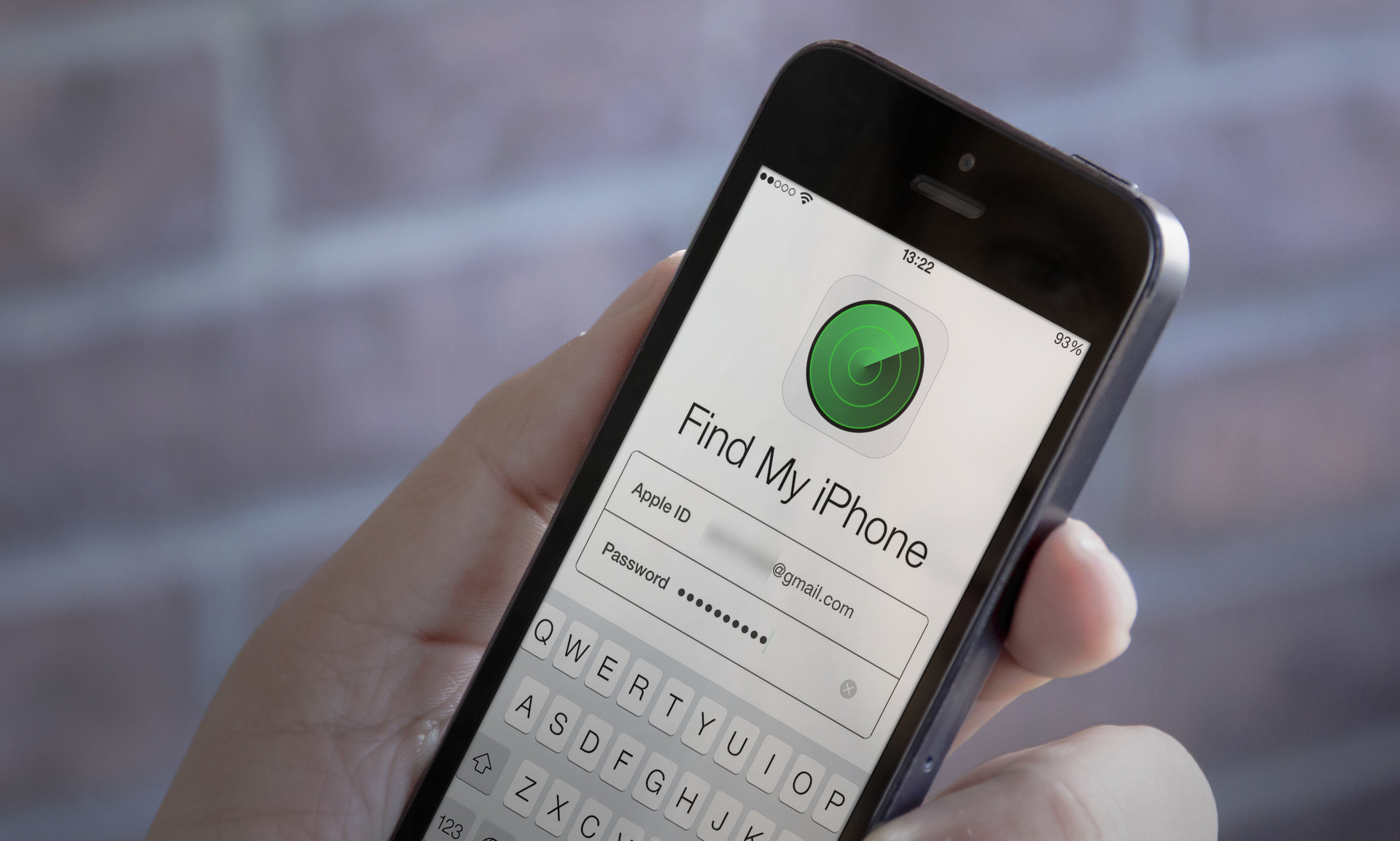 how to use find my iphone with mac