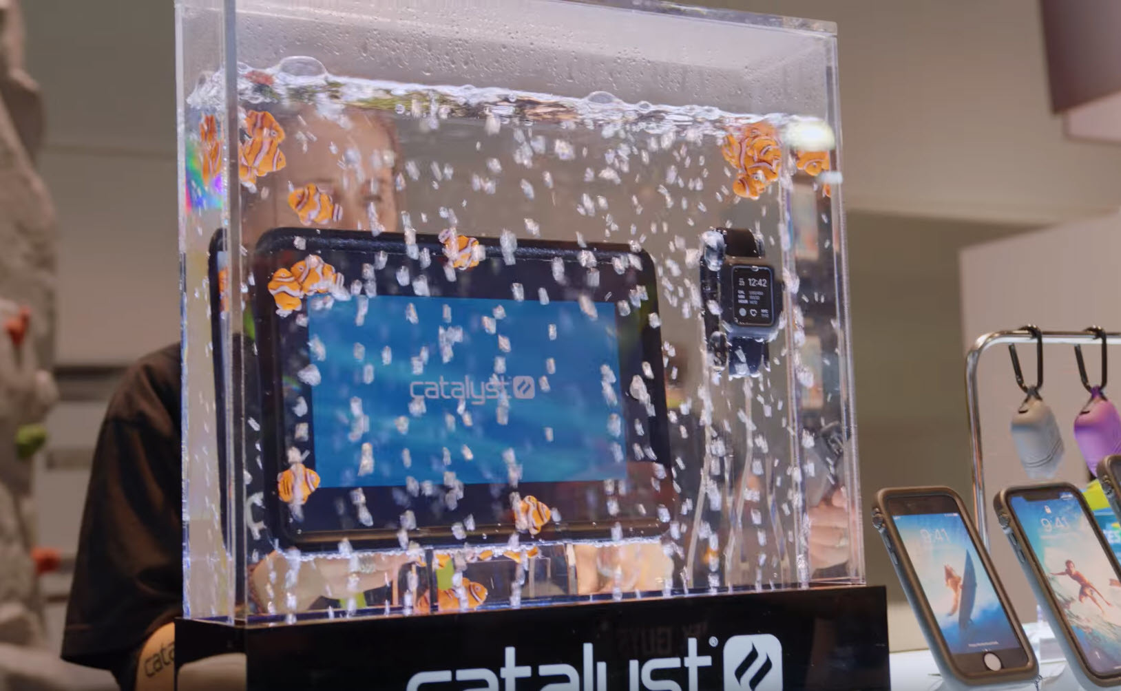 Waterproof Iphone Case 02