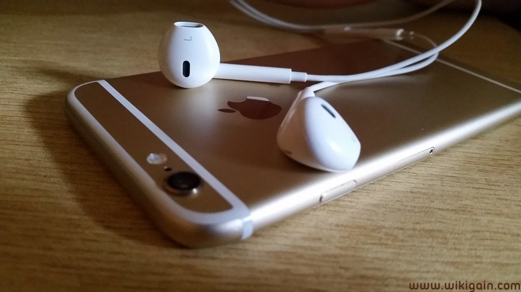 How to Control iPhone with HeadPhone? wikigain