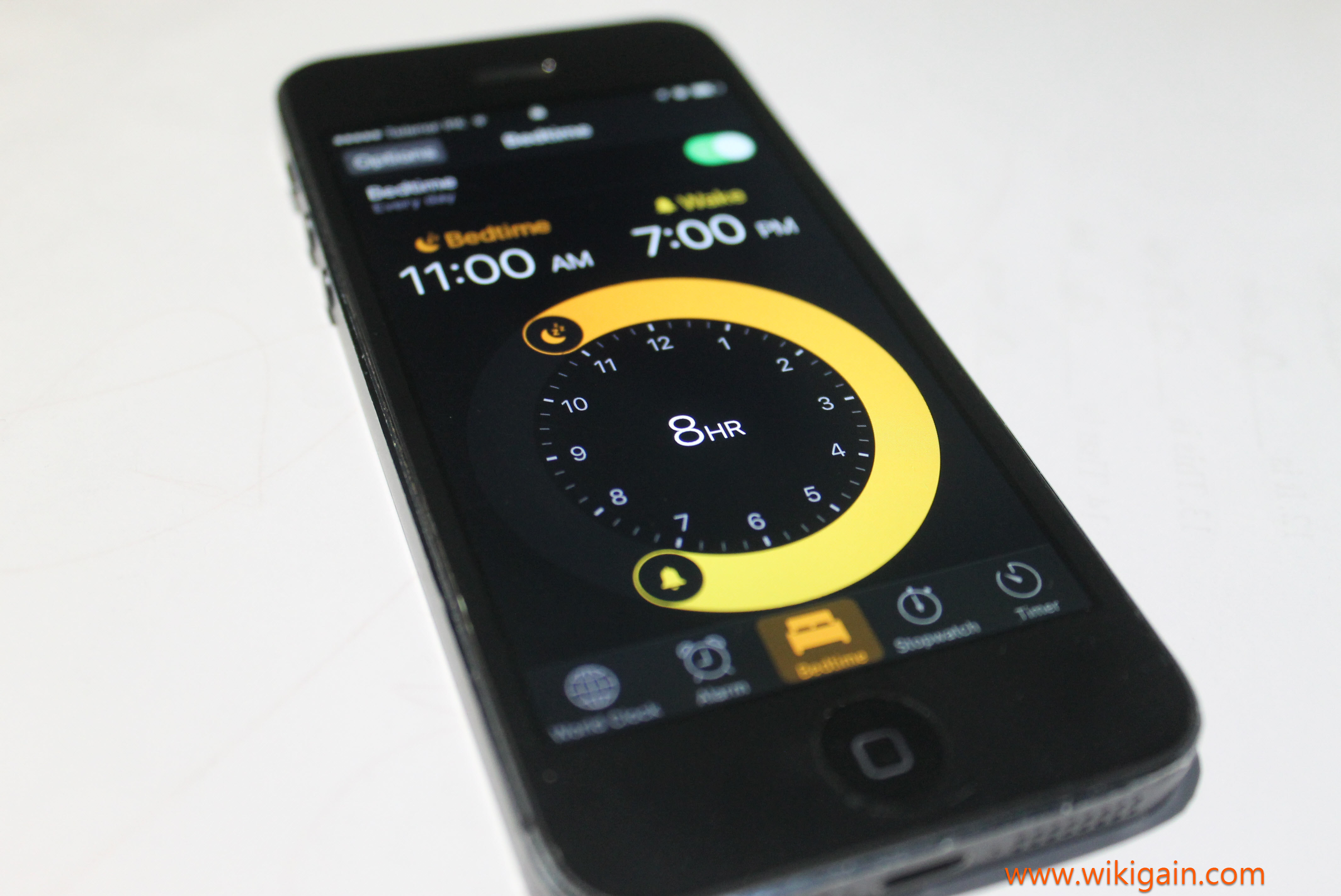 How to Setup and Use Bedtime on iOS 10?